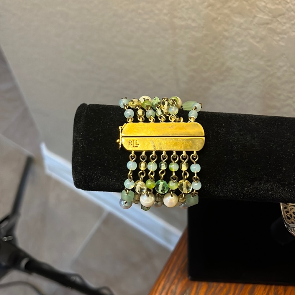 Lauren Raul’s Lauren fashion bracelet with fresh water pearls